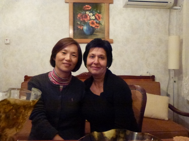 Vostinar Mitica's wife Mihaela & Hwasun  (640x480).jpg